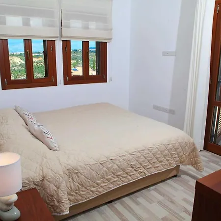 Theseus Village Bi12 *